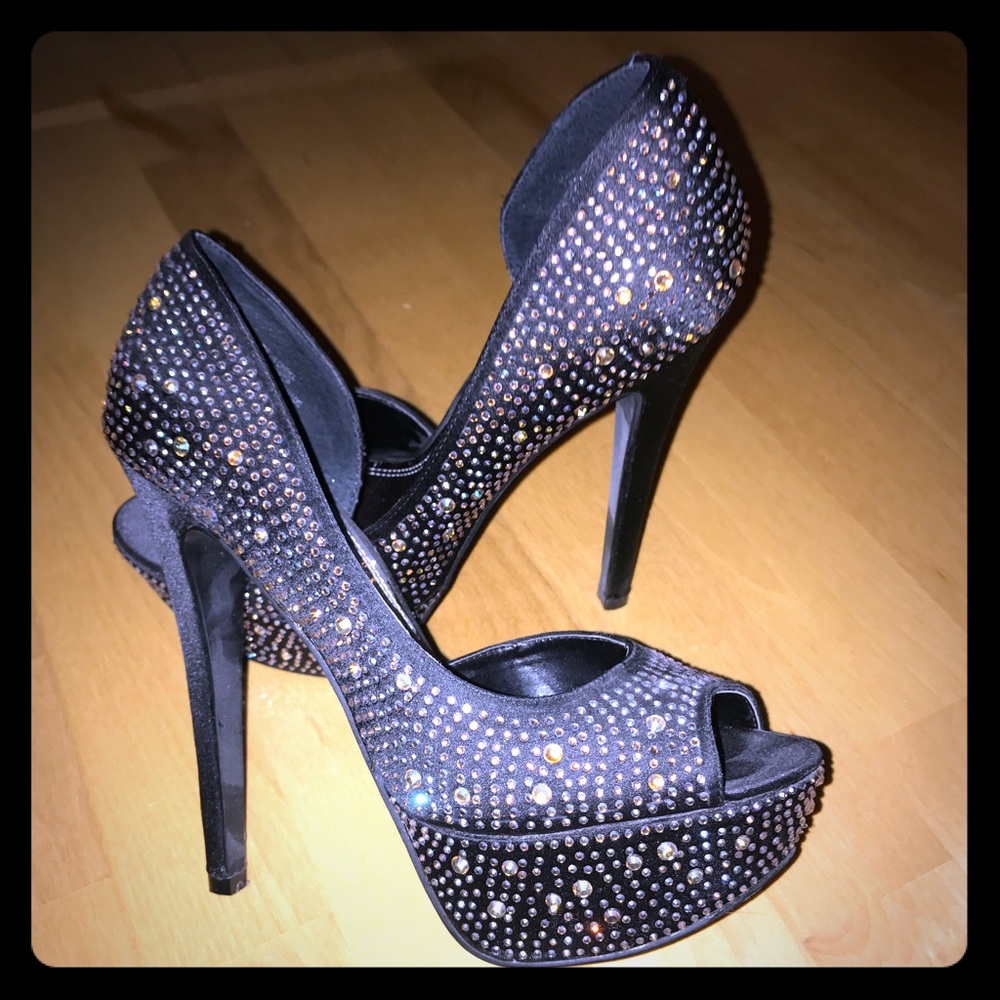 🔥Show stopping Swarovski crystal stilletos! ‼️🔥
